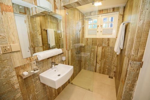 Ein Badezimmer in der Unterkunft Kingsman House