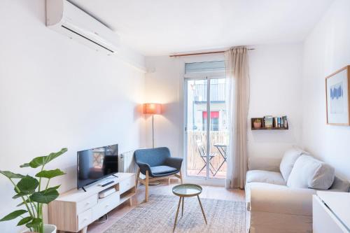Cozy Apt with charm and exquisite natural light