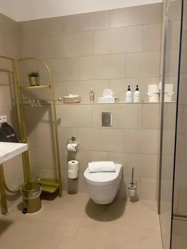 Pure Berlin Apartments - for up to 5 guests near Uber Arena, central, stylish photo 12