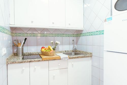 Apartamento con encanto en patio sevillano (203)