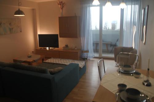 APARTMAN JASMINE - FREE PARKING - CITY CENTER - 2 min SKIBUS - 5 km TATRALANDIA