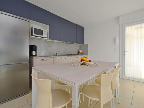 Η κουζίνα ή μικρή κουζίνα στο Apartment Mare-1 by Interhome