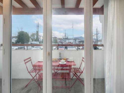 Restaurant o un lloc per menjar a Apartment Argia Eder by Interhome