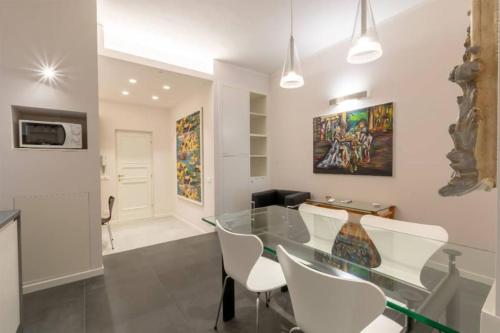 Stylish four bedrooms apartment - Florence center