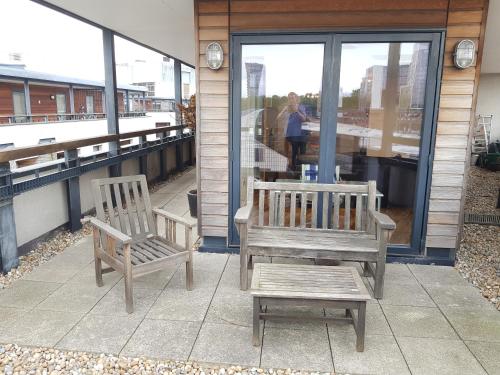 Un balcón o terraza en Coventry Home