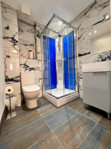Un baño de Coventry Home