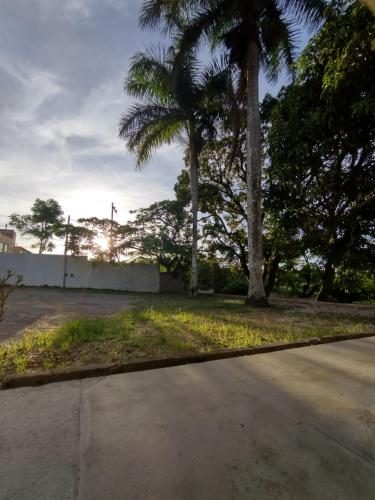 Taman di luar Pousada Jardins