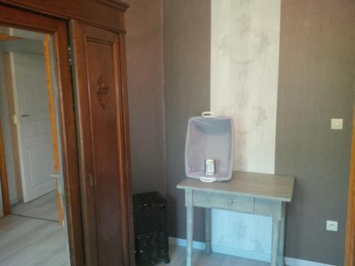 Zdjęcie z galerii obiektu chambre en colocation w mieście Bust