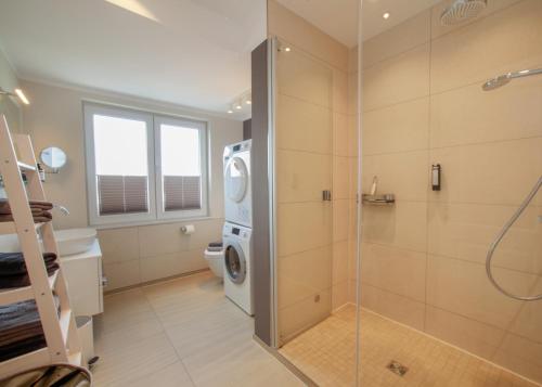 Ein Badezimmer in der Unterkunft Haus Vier Jahreszeiten