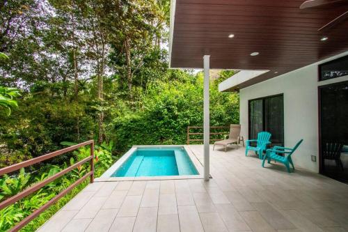 River view, 5 min beach, 2 beds