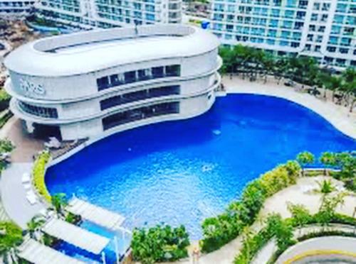 Yong’s Place at Azure Urban Resort