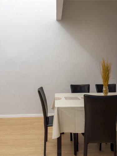 Imagen de la galería de Muji Designer Suite, en Jeram