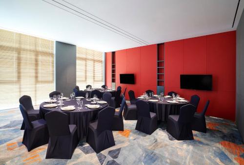 Телевизор и/или развлекательный центр в ibis Styles Ambassador Incheon Airport T2