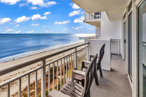Stunning Oceanfront Views w Pool - Atlantica Towers Condo photo 3