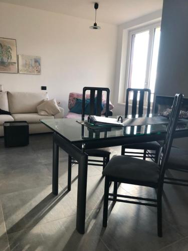 Χώρος καθιστικού στο Le Terrazze Vista Lago piscina tennis parking Wi-Fi