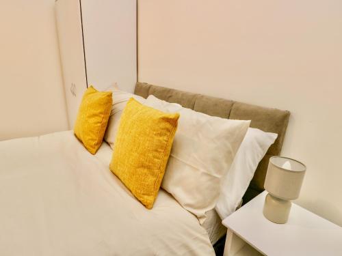 Port Apartment 2にあるベッド