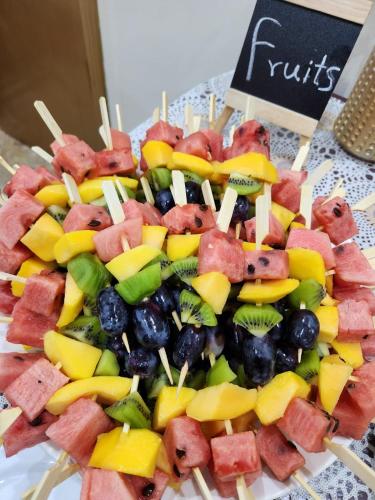 Comida en o cerca de este hotel