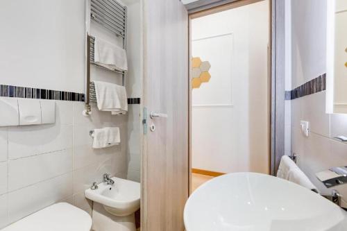 Vatican Prestige Apt by Premium Suites Collection