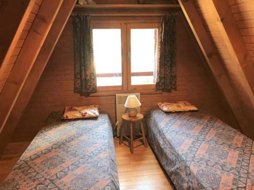 Χώρος καθιστικού στο Chalet 3 pièces pour 6 personnes à La Joue du Loup, Proche Pistes et Commerces - FR-1-504-620