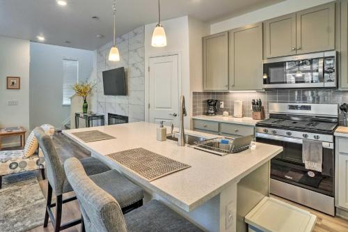 Recently Built Townhome, Pets Welcome! – Photos 2