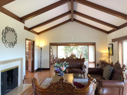 @ Marbella Lane - Stunning Retreat House Pool