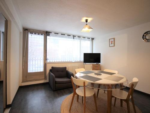 T2 agréable avec parking, proche centre - FR-1-608-215