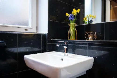 London Nino Apartments photo 23