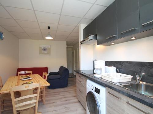 Appartement T3 au Mont-Dore avec WIFI et balcon, près du centre - FR-1-608-84