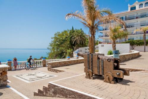 Canovas Nerja - Alcazaba Parador, piscina, 3 dorm