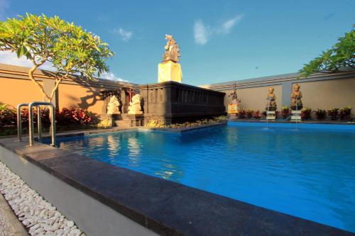 Bazén v ubytování Ubud Canti Accommodation nebo v jeho okolí