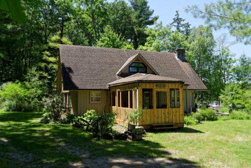 Black River Cottage – Photos 2