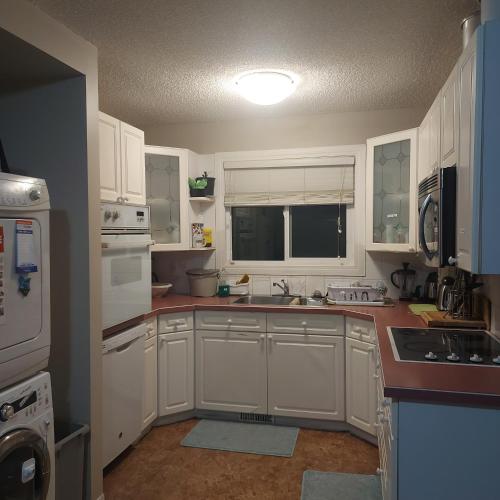 Rosy Double Bedroom – Photos 3