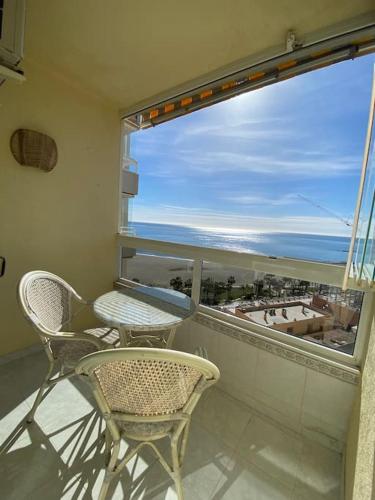 1 Bedroom Beachfront Apartment with Spectacular Sea Views!