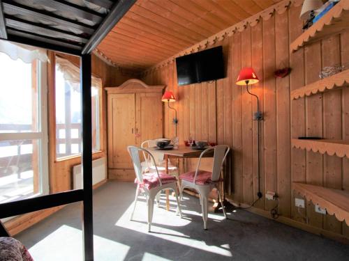 Studio rénové à Avoriaz, 4 pers, balcon, WIFI