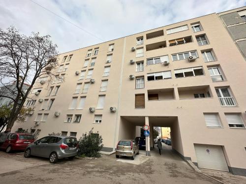 Donatus - Modern apartment near the bridge/centre