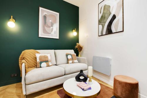 Posedenie v ubytovaní Chic Apartment - 1BR-4P - Facing the Louvre