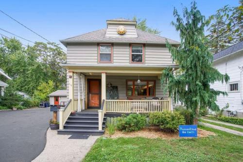 Washington House – Photos 3