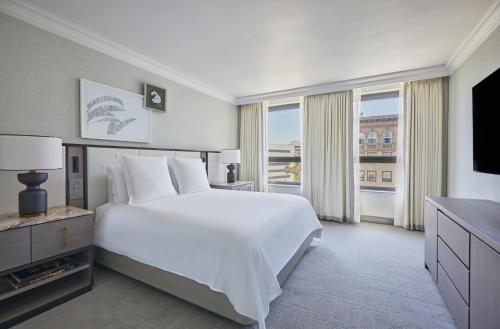 Beverly Wilshire, A Four Seasons Hotel Image