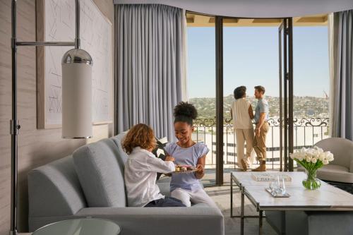 Beverly Wilshire, A Four Seasons Hotel Image