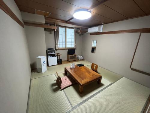 Η κουζίνα ή μικρή κουζίνα στο Nakamuraya Ryokan