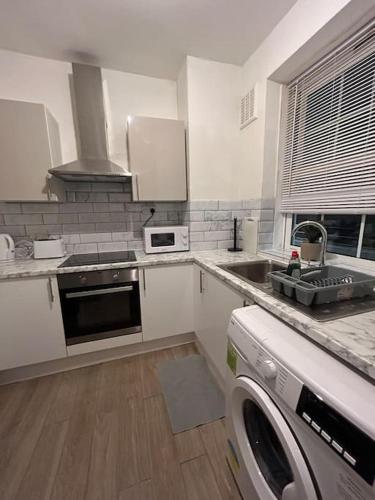 Streatham Hill Apartment, Лондон – Обновени цени 2023