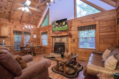 Χώρος καθιστικού στο ER51 - Natures Grace Retreat - Great location, Close to all the action! cabin