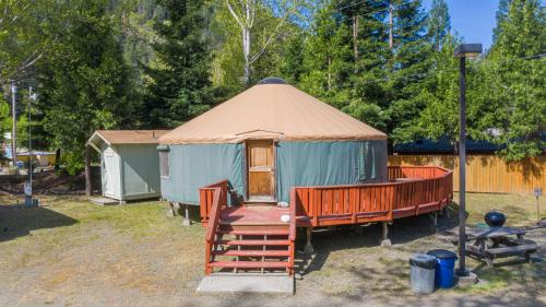 Strawhouse Resorts – Photos 2
