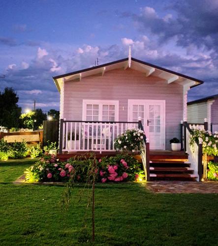 Dangerfield Oaks Boutique Cottage'sにある庭