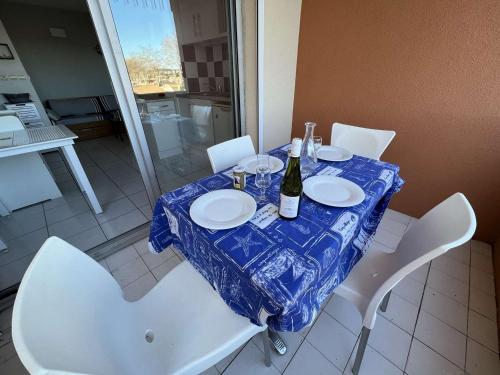 Photo de la galerie de l'établissement Appartement 2 pièces avec piscine et parking, à 300m de la plage, animaux acceptés - Agde RICHELIEU - FR-1-702-32, au Cap d'Agde