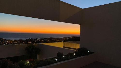 Photo de la galerie de l'établissement VUE MER PANORAMIQUE - GRANDE TERRASSE et PISCINE, à Bandol