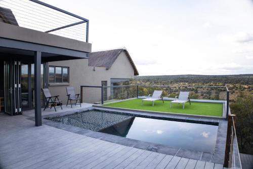 Πισίνα στο ή κοντά στο Tadima Lodge Mabalingwe