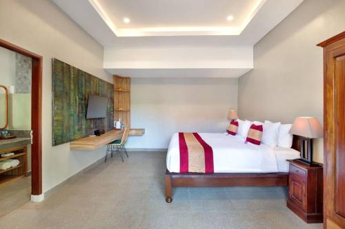 Postel nebo postele na pokoji v ubytování Villa Sasmaya with Private Karaoke Room