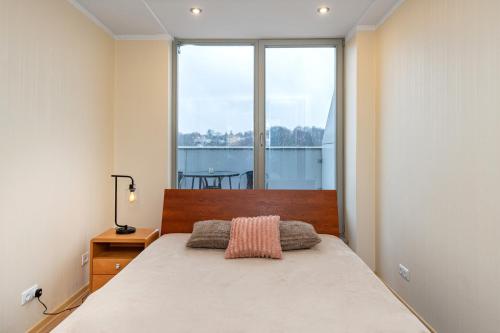 Ліжко або ліжка в номері Lovely city panorama apartment by Polo Apartments