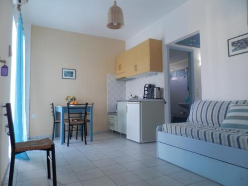 Kuchyň nebo kuchyňský kout v ubytování Silvi Mari Apartments